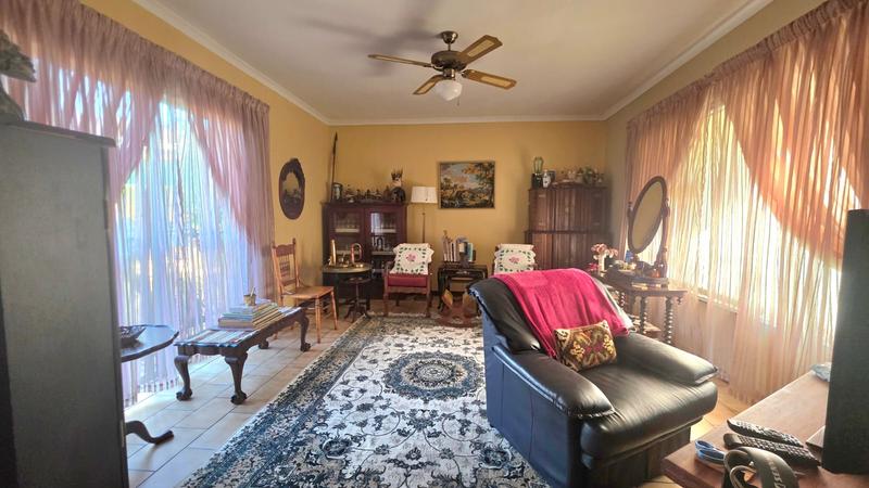 3 Bedroom Property for Sale in Van Riebeeckstrand Western Cape